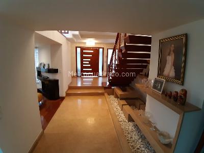 Casa de 3 alcobas en venta en Santa Ana Occidental, Bogotá, 180 m² · foto 4 de 17