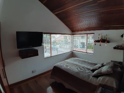 Casa de 3 alcobas en venta en Santa Ana Occidental, Bogotá, 180 m² · foto 12 de 17