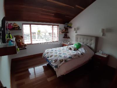 Casa de 3 alcobas en venta en Santa Ana Occidental, Bogotá, 180 m² · foto 13 de 17