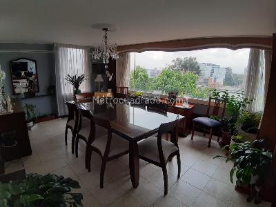 Apartamento en venta en Quinta Camacho, Bogotá · foto 2 de 14