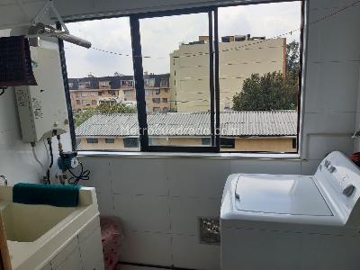 Apartamento de 2 alcobas en venta en Bella Suiza, Bogotá, 92 m² · foto 10 de 11