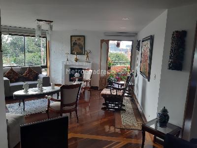 Apartamento de 2 alcobas en venta en Bella Suiza, Bogotá, 92 m² · foto 3 de 11