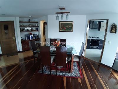 Apartamento de 2 alcobas en venta en Bella Suiza, Bogotá, 92 m² · foto 5 de 11