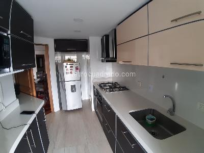 Apartamento de 2 alcobas en venta en Bella Suiza, Bogotá, 92 m² · foto 9 de 11