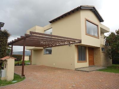 Casa de 3 alcobas en venta en Cajica ( Cundinamarca ) Condominio Santa Anita, Cajicá, 210 m² · foto 2 de 20
