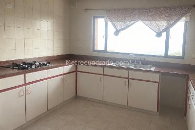 Casa de 4 alcobas en venta en Torca I, Bogotá, 300 m² · foto 6 de 13
