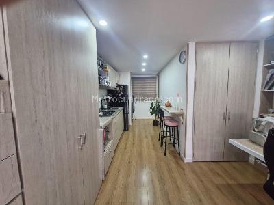 Apartaestudio en venta en Bellavista Occidental, Bogotá, 29 m² · foto 6 de 17