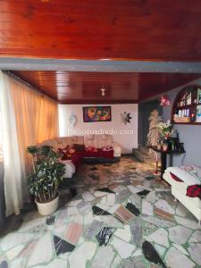 Casa de 5 alcobas en venta en Bachue, Bogotá, 187 m² · foto 5 de 18
