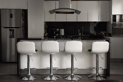 Apartamento en venta en Santa Barbara Central, Bogotá · foto 4 de 20