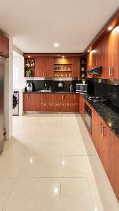 Apartamento de 3 alcobas en venta en Santa Barbara Central, Bogotá, 128 m² · foto 6 de 19