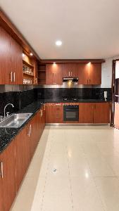 Apartamento de 3 alcobas en venta en Santa Barbara Central, Bogotá, 128 m² · foto 5 de 19