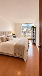 Apartamento de 3 alcobas en venta en Santa Barbara Central, Bogotá, 128 m² · foto 9 de 19