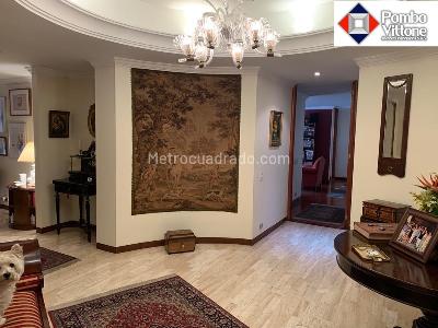 Apartamento de 3 alcobas en venta en La Cabrera, Bogotá, 259 m² · foto 4 de 20