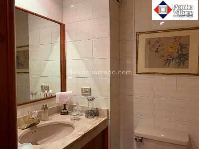 Apartamento de 3 alcobas en venta en La Cabrera, Bogotá, 259 m² · foto 8 de 20