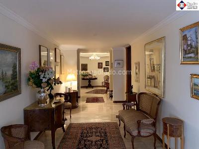 Apartamento de 3 alcobas en venta en La Cabrera, Bogotá, 259 m² · foto 11 de 20