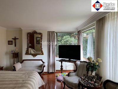 Apartamento de 3 alcobas en venta en La Cabrera, Bogotá, 259 m² · foto 18 de 20