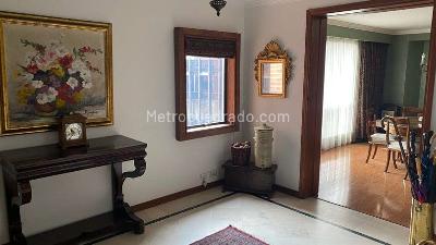 Apartamento en venta en Los Rosales, Bogotá · foto 7 de 12