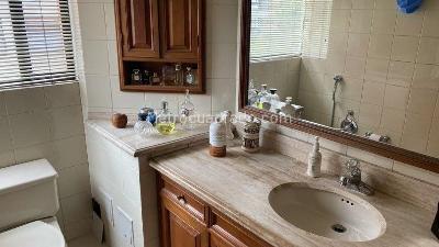 Apartamento en venta en Los Rosales, Bogotá · foto 9 de 12