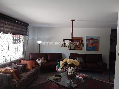 Apartamento de 2 alcobas en venta en Santa Ana Occidental, Bogotá, 133 m² · foto 3 de 20