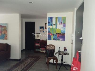 Apartamento de 2 alcobas en venta en Santa Ana Occidental, Bogotá, 133 m² · foto 6 de 20