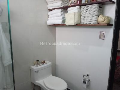 Apartamento de 2 alcobas en venta en Santa Ana Occidental, Bogotá, 133 m² · foto 17 de 20