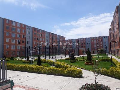Apartamento de 3 alcobas en venta en Ciudad Verde, Soacha, 45 m² · foto 2 de 19