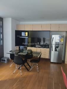 Apartaestudio en venta en Santa Barbara Occidental, Bogotá, 54 m² · foto 2 de 20
