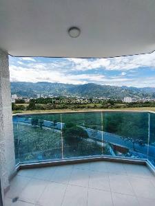 Apartamento de 3 alcobas en venta en Bosques De Varsovia, Ibagué, 62 m² · foto 2 de 20