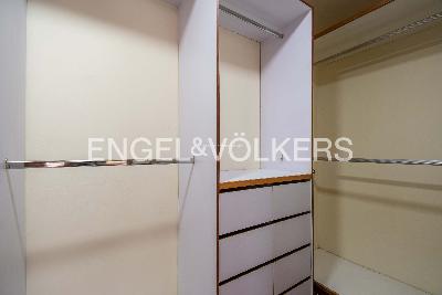 Casa de 5 alcobas en venta en La Frontera, Medellín, 389 m² · foto 10 de 16