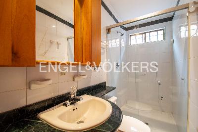 Casa de 5 alcobas en venta en La Frontera, Medellín, 389 m² · foto 13 de 16