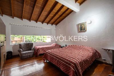 Casa de 3 alcobas en venta en Loma Del Chocho, Medellín, 246 m² · foto 7 de 12