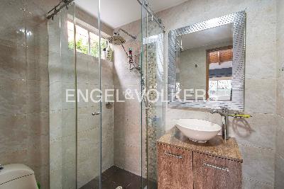 Casa de 3 alcobas en venta en Loma Del Chocho, Medellín, 246 m² · foto 9 de 12