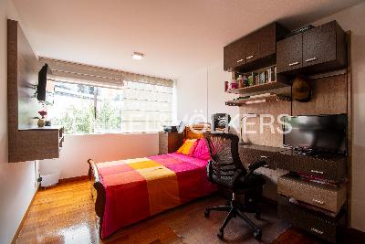 Apartamento en venta en El Tesoro, Medellín · foto 11 de 12