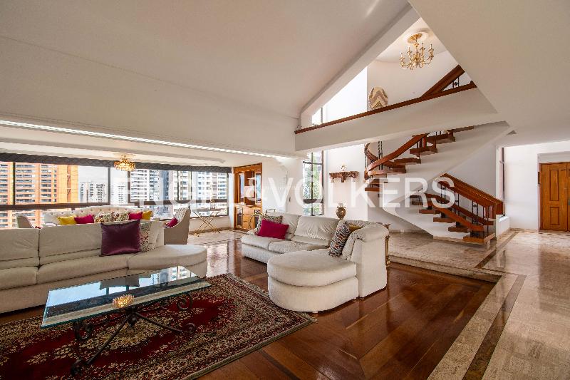 Impressive 4BR Duplex Penthouse in Los Balsos - 3