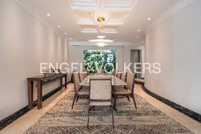 Casa de 5 alcobas en venta en El Poblado, Medellín, 909 m² · foto 4 de 20