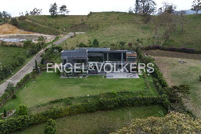Casa de 5 alcobas en venta en El Retiro, Medellín, 645 m² · foto 19 de 19