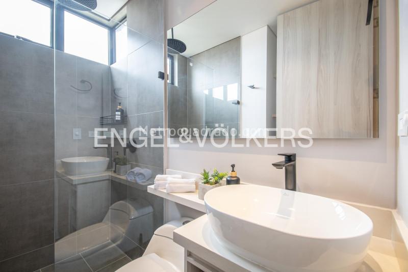 Modern 1BR Apartment with 3 Baths in El Tesoro - 5