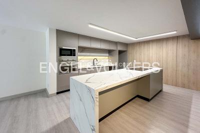 Casa de 3 alcobas en venta en El Tesoro, Medellín, 290 m² · foto 2 de 20