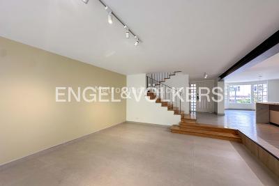 Casa de 3 alcobas en venta en El Tesoro, Medellín, 290 m² · foto 5 de 20