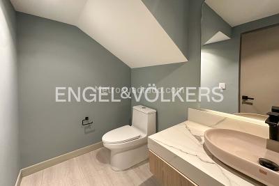 Casa de 3 alcobas en venta en El Tesoro, Medellín, 290 m² · foto 8 de 20