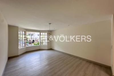 Casa de 3 alcobas en venta en El Tesoro, Medellín, 290 m² · foto 6 de 20