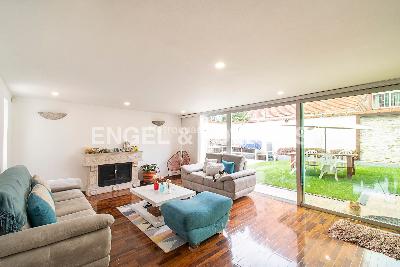 Casa de 4 alcobas en venta en Niza, Bogotá, 200 m² · foto 3 de 18
