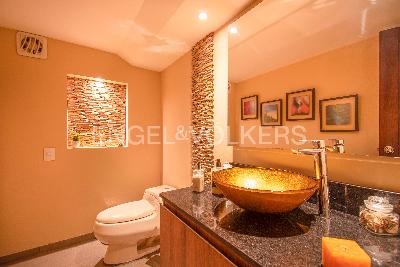 Casa de 4 alcobas en venta en Los Andes, Bogotá, 211 m² · foto 6 de 18