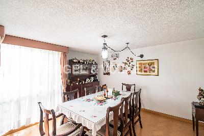 Casa en venta en Pontevedra, Bogotá · foto 2 de 14