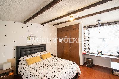Casa en venta en Pontevedra, Bogotá · foto 8 de 14