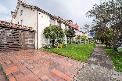 Casa en venta en Pontevedra, Bogotá · foto 14 de 14