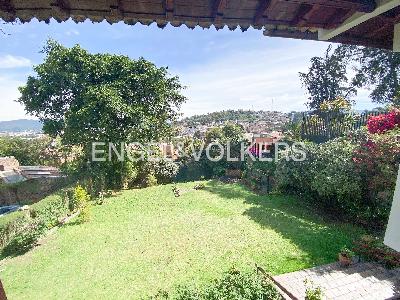 Casa de 4 alcobas en venta en Cerros De Suba, Bogotá, 457 m² · foto 2 de 17