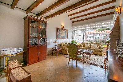 Casa de 5 alcobas en venta en Alhambra, Bogotá, 320 m² · foto 4 de 18