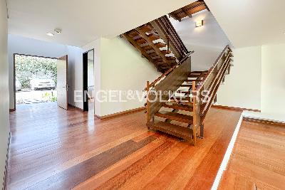 Casa de 5 alcobas en venta en Sotileza, Bogotá, 272 m² · foto 2 de 20