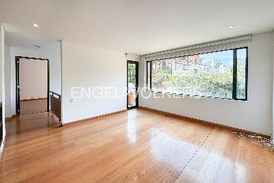 Casa de 5 alcobas en venta en Sotileza, Bogotá, 272 m² · foto 9 de 20